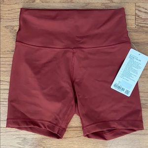 Lululemon Wunder Train HR Short 6” NWT